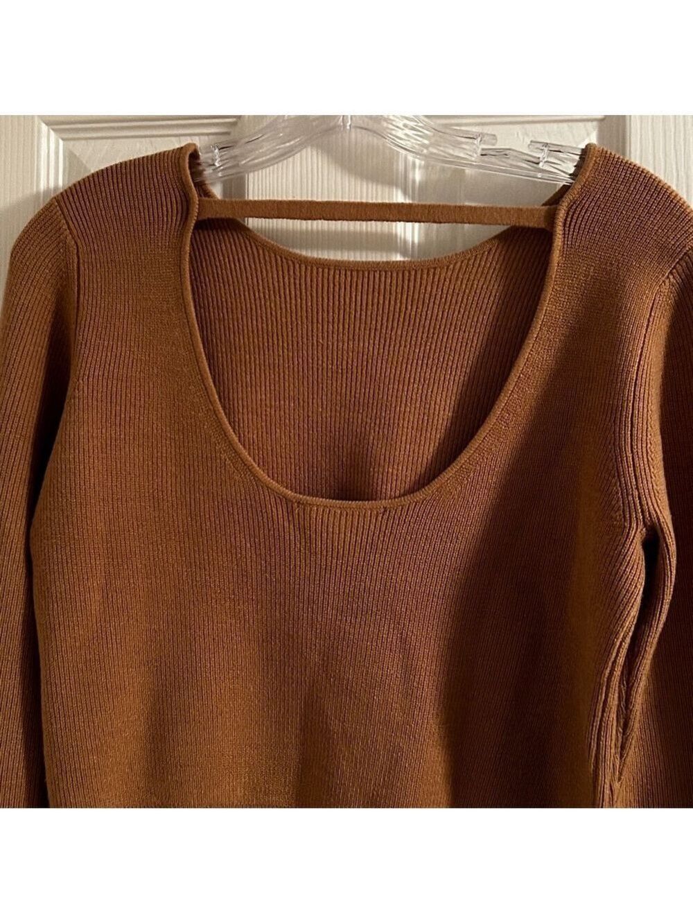 French Connection Ribbed Knit Scoop Back Sweater Caramel Women’s S - Picture 5 of 8